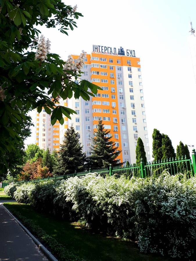 Стильна Та Простора Квартира Kiev Buitenkant foto
